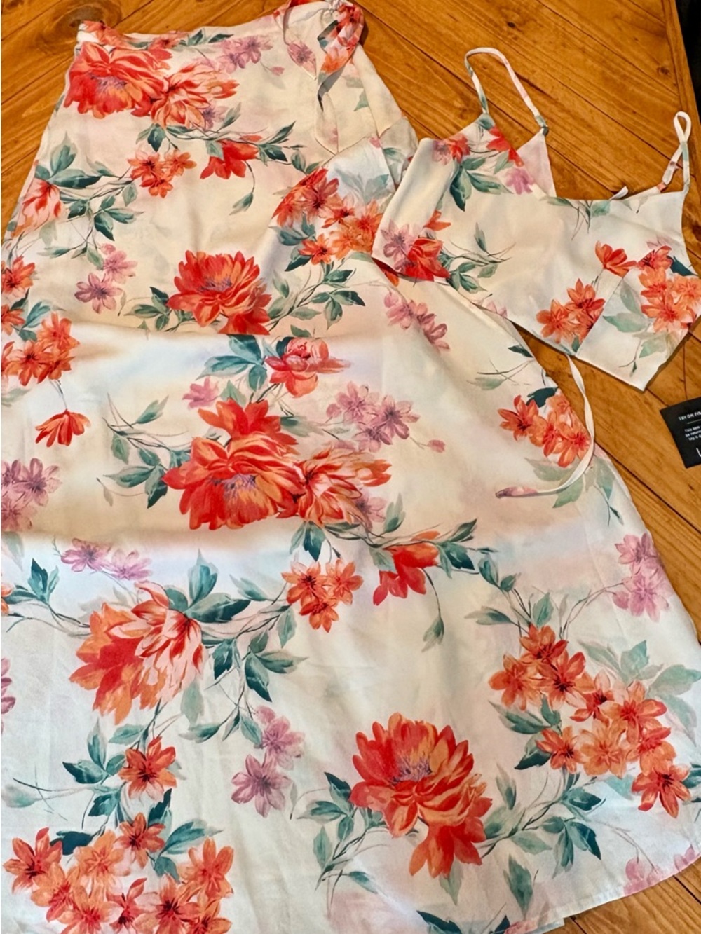 Lulus Floral Two Piece Set Wrap Skirt and Lace Up Crop Top Size L NWT